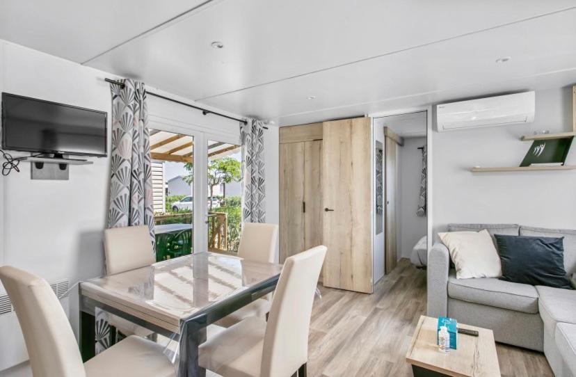 Particulier Loue Ce Mobil-Home 3 Chambres, Tout Confort Вальрас-Пляж Экстерьер фото